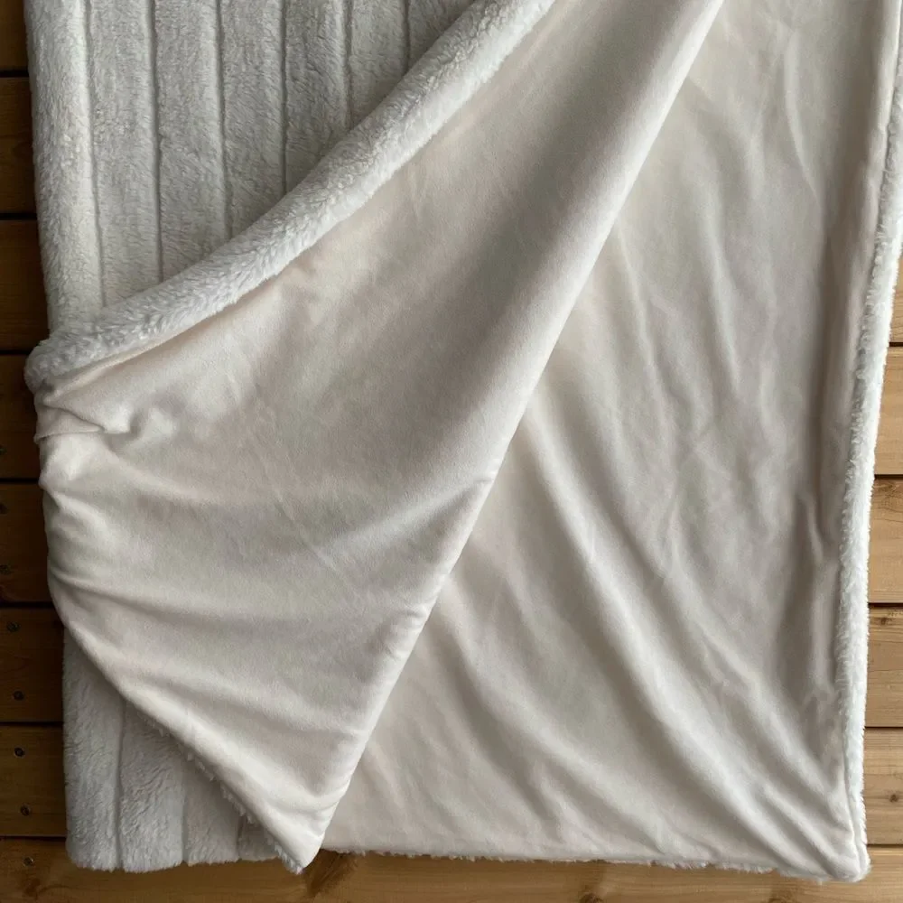 Project 62 Ribbed Faux Fur Throw Blanket